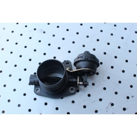 boitier papillon support plastic volvo v40 s40