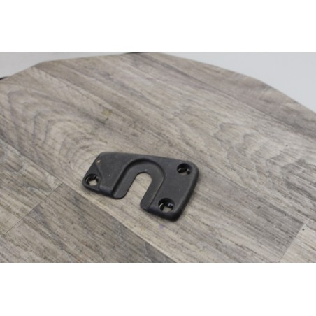 cache plastic droit gache serrure de porte droit renault 7700842631