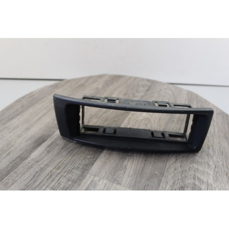 support plastic autoradio renault megane scenic  7700841060