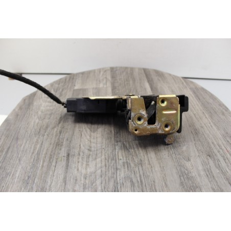 gache porte avant droit volvo v40 s40