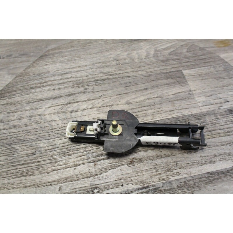 support fixation reglage hauteur ceinture AUDI A4 quattro 4A0857833D support fixation reglage hauteur ceinture AUDI A4 quattro 4A0857833D