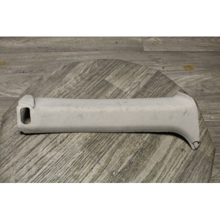 cache plastic montant gauche vw volkswagen passat 3B0867287