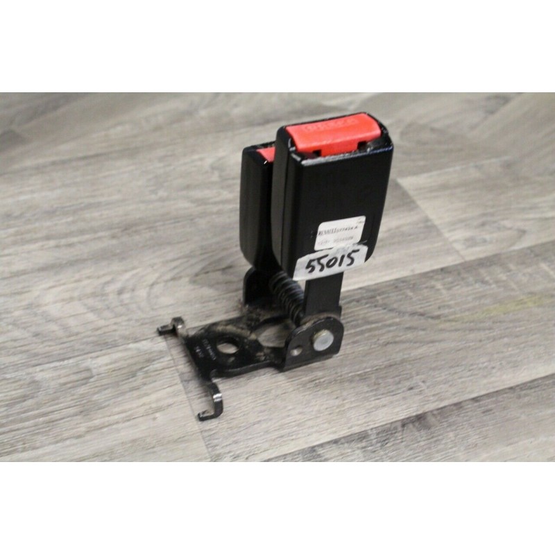 gache pedoncule ceinture arriere droit ou centrale  RENAULT CLIO 2 PH 2 1.5DCI 4P 077424a