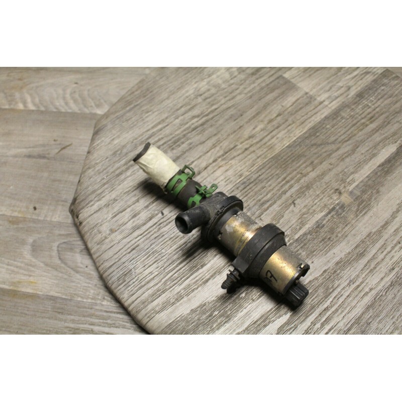 CIRCULATEUR CIRCUIT REFROIDISSEMENT vw volkswagen passat 1.9 td 1990