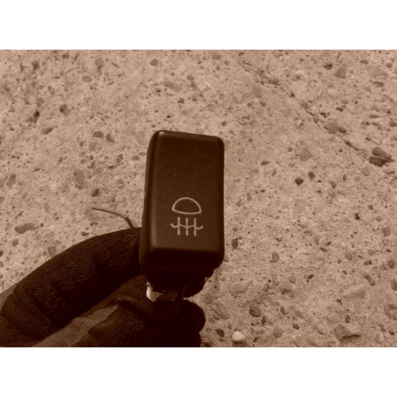 BOUTON ANTI BROUILLARD RENAULT B110/90/80