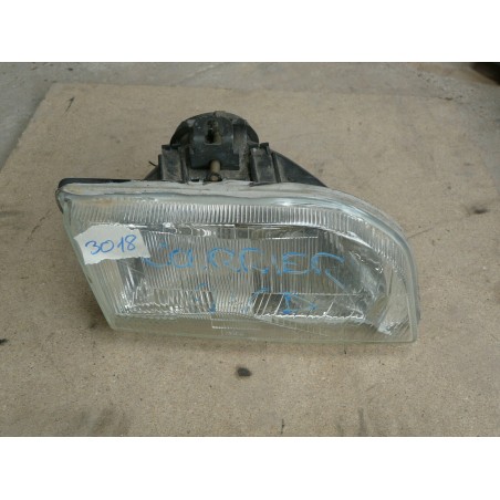 OPTIQUE AVANT DROIT FORD COURRIER ANNEE 1989