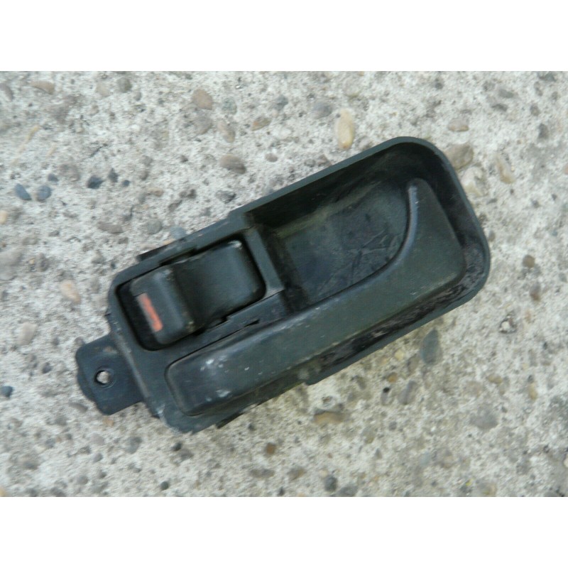 POIGNEE INTERIEUR PORTE AVANT GAUCHE FORD ORION 1.8 DIESEL 1990