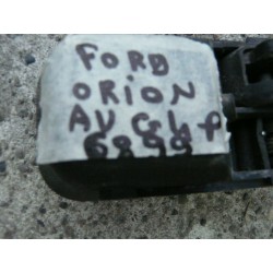 POIGNEE INTERIEUR PORTE AVANT GAUCHE FORD ORION 1.8 DIESEL 1990