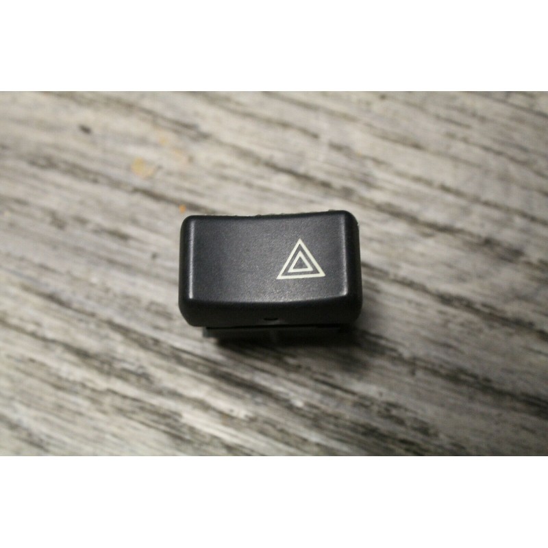 bouton warning RENAULT bouton warning RENAULT