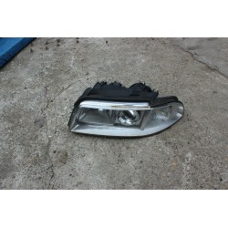 OPTIQUE AVANT GAUCHE AUDI A4 V6 2.5 TDI break 2000