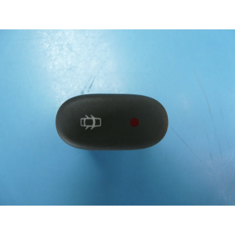 BOUTON FERMETURE CENTRALISE RENAULT CLIO 2 BOUTON FERMETURE CENTRALISE RENAULT CLIO 2