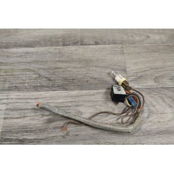 prise avec bout de cablage RENAULT R16 TL 5P