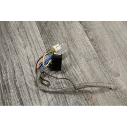 prise avec bout de cablage RENAULT R16 TL 5P