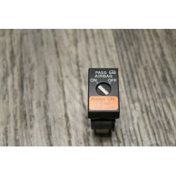 bouton COMMANDE ON OFF AIRBAG MAZDA RX8 2006