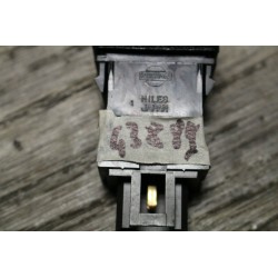 bouton antibrouillard nissan 100 NX