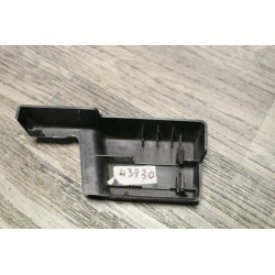 CACHE PLASTIC SIEGE AVANT DROIT AUDI A4 2.5 V6 TDI 150CV 2000 8L0881350