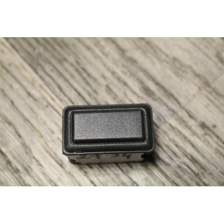 faux bouton FORD 81ag13k732aa