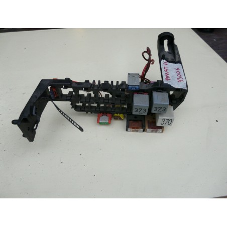 platine support relais VW VOLKSWAGEN PASSAT V6 TDI 2000 373 370
