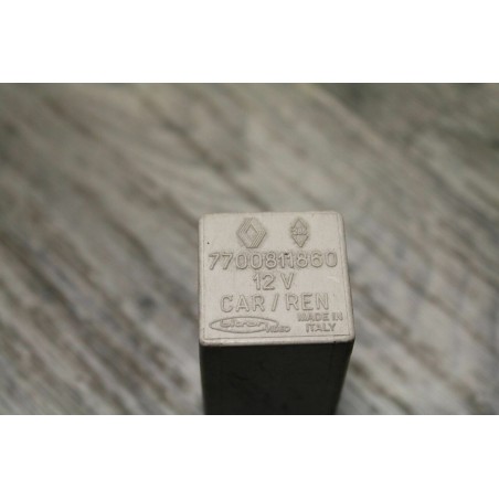 relais divers RENAULT 7700811860