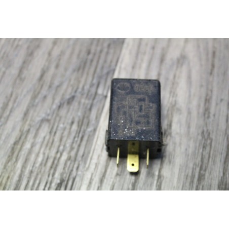 relais centrale clignotante DAEWOO ESPERO 2.0 16V 1998 90240050