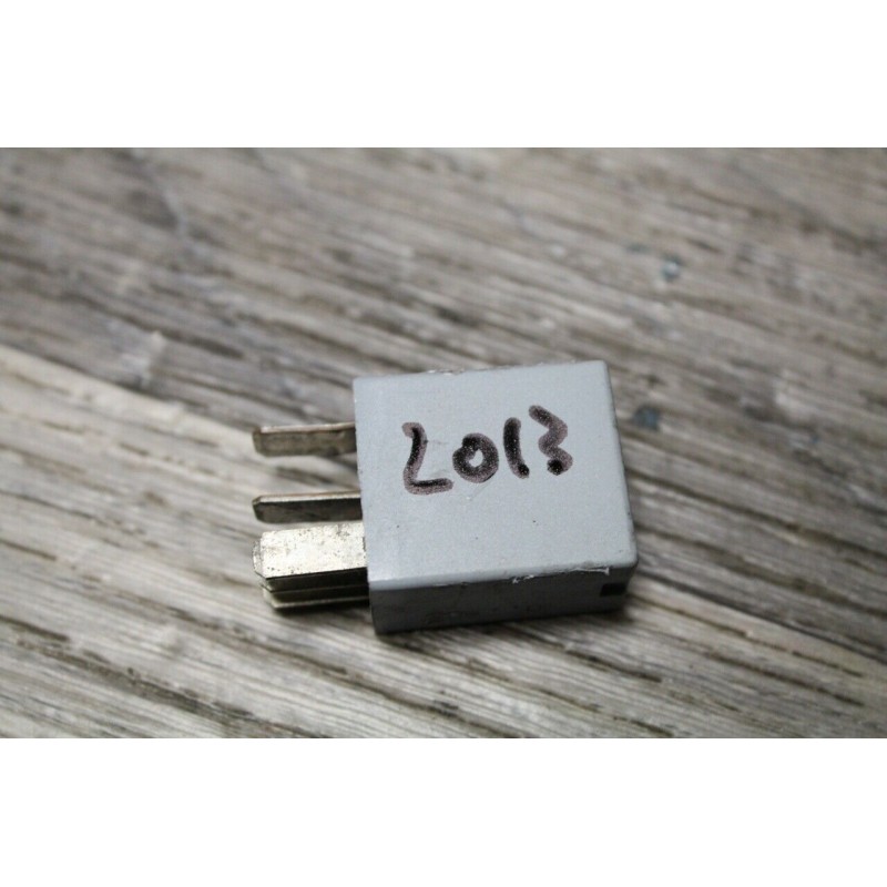 RELAIS 5 BROCHES CARTIER 6025111584 RELAIS 5 BROCHES CARTIER 6025111584