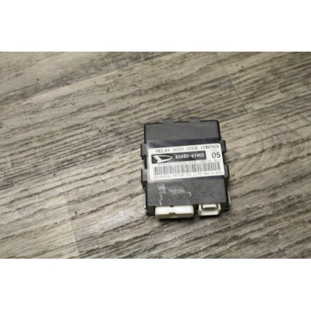 relais controle fermeture centralise DAIHATSU SIRION 1.3 16V 85980-97405