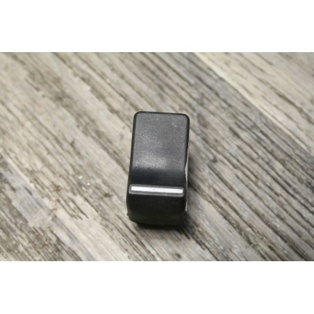 faux bouton RENAULT SUPER 5