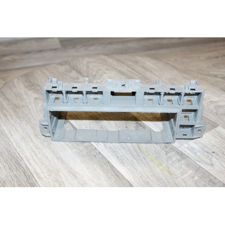Plastic Support Autoradio et Bouton OPEL VECTRA 2.0 16V CDX BREAK 98 90568278