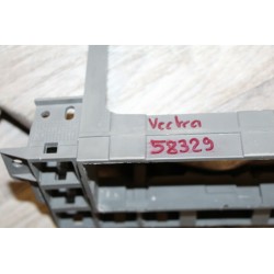 Plastic Support Autoradio et Bouton OPEL VECTRA 2.0 16V CDX BREAK 98 90568278