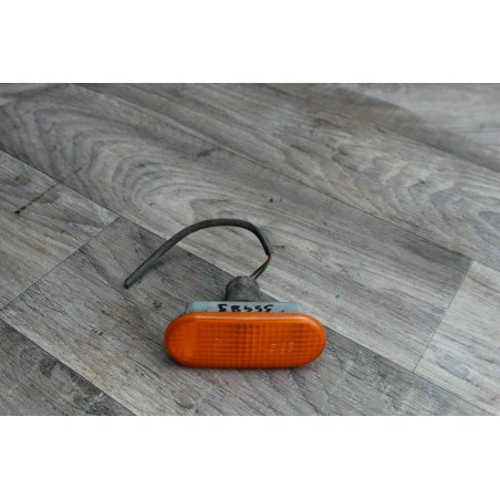 REPETITEUR AVANT GAUCHE ORANGE VOLKSWAGEN PASSAT 1997 3B0949117