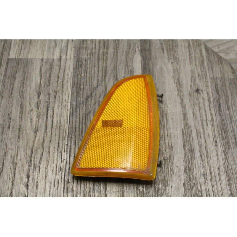 clignotant avant droit orange CHEVROLET BLAZER 16517202
