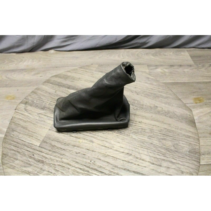 SOUFFLET LEVIER DE FREIN A MAIN OPEL CORSA C SOUFFLET LEVIER DE FREIN A MAIN OPEL CORSA C