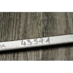 BAGUETTE MONTANT PARE BRISE ARRIERE GAUCHE MATRA SIMCA BAGHEERA ESSENCE