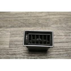 grille ventilation plastic avec support FORD ESCORT 83AGB018B08AA