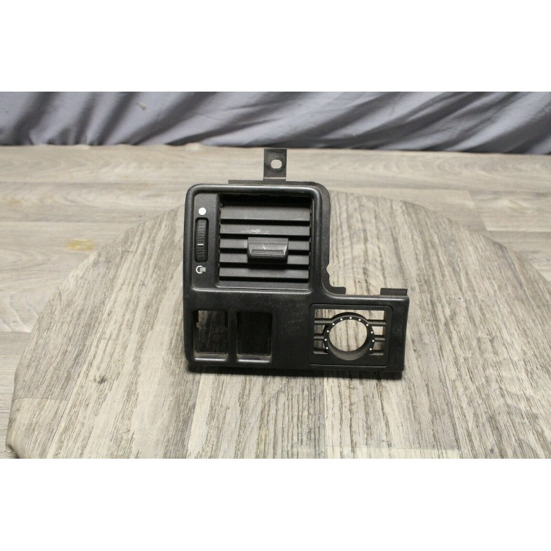 grille ventilation plastic avec support FORD ESCORT 1991 2.0 EFI grille ventilation plastic avec support FORD ESCORT 1991 2.0 EFI