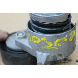galet tendeur enrouleur courroie accessoire renault clio 2 1.5 dci