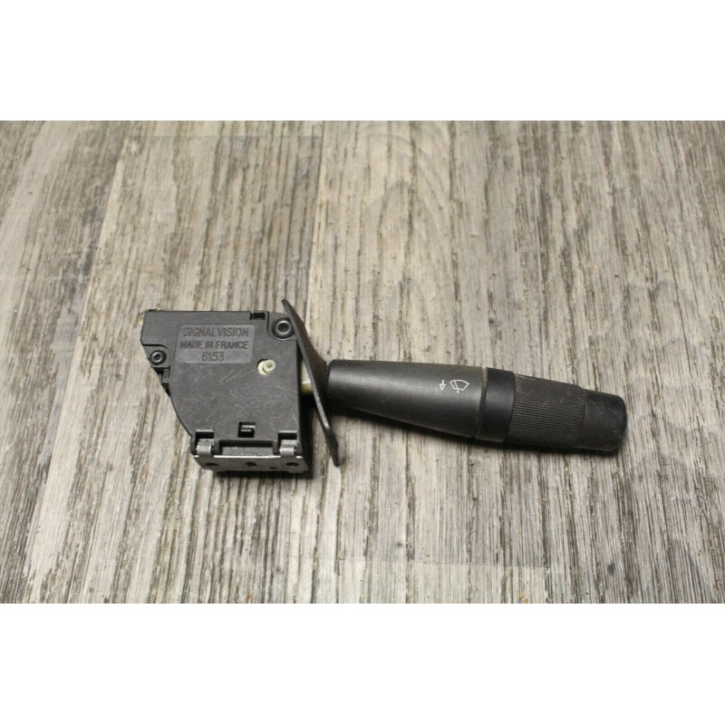 commodo essui glace PEUGEOT