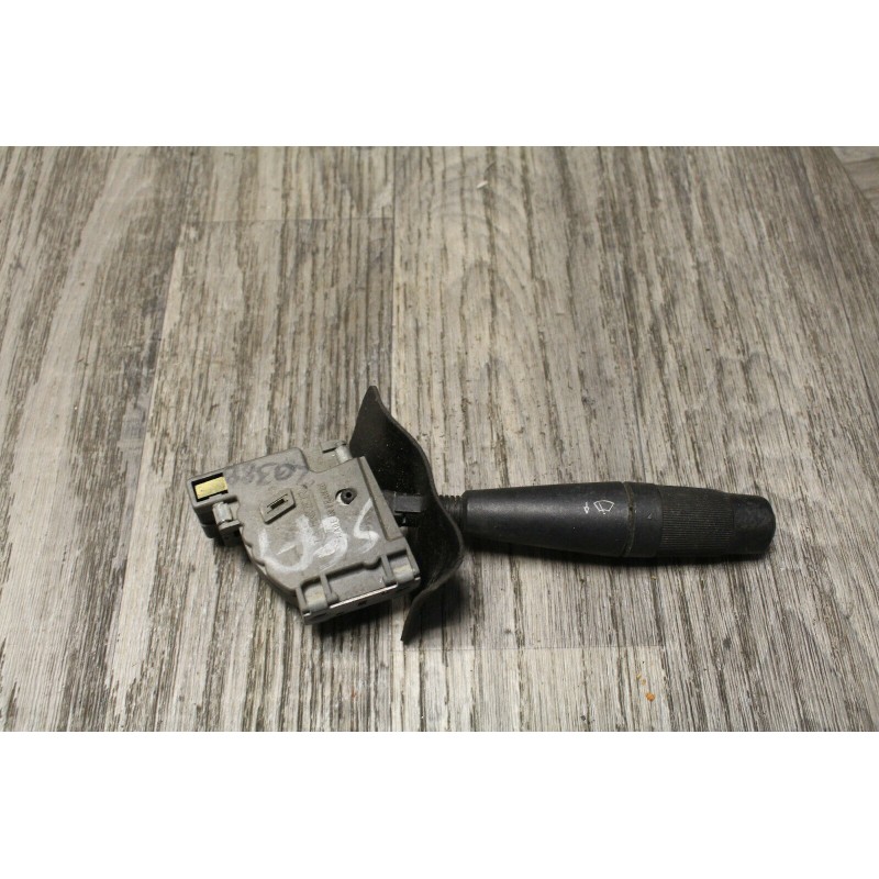 commodo essui glace PEUGEOT