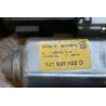 moteur leve vitre electrique avant droit VW VOLKSWAGEN GOLF 4 BORA 1J1959801 C