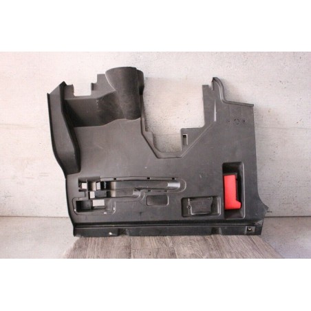 cache plastic dessous tableau de bord avec prise diagnostique et POI 2025402373