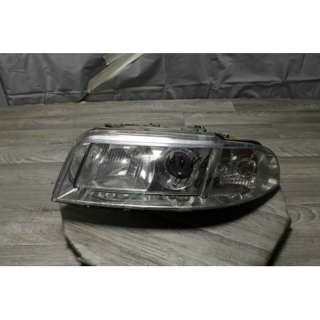 optique avant gauche AUDI A4 2000