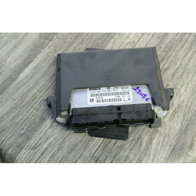 boitier calculateur moteur bosch OPEL 0281001633 90508986
