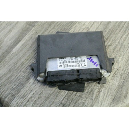 boitier calculateur moteur bosch OPEL 0281001633 90508986