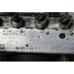 boitier abs RENAULT MEGANE 2 0265231300 8200038695