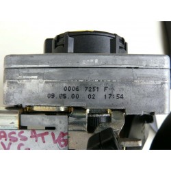 enrouleur de  ceinture avant gauche PASSAT BREAK V6 TDI 2000 3B0