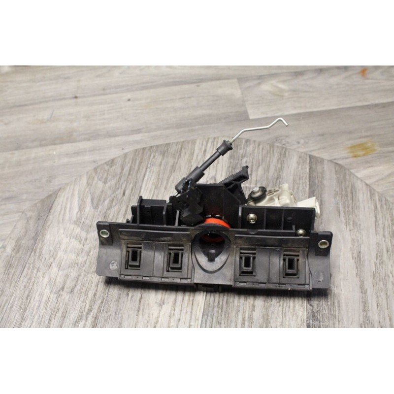 serrure gache coffre AUDI A6 BERLINE 2.5 V6 TDI