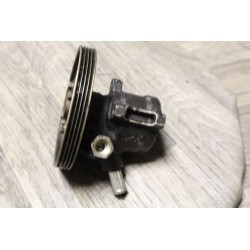 pompe de direction PEUGEOT 7849701