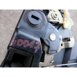 gache de porte arriere gauche volkswagen passat v6 tdi 2000 break 3b083908