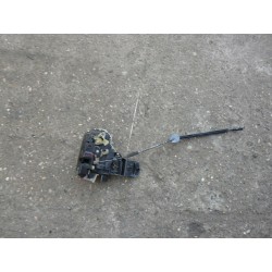 gache de porte arriere gauche volkswagen passat v6 tdi 2000 break 3b0839085