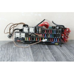 platine boite a fusible avec relais fusible et cosse MERCEDES CLASS A